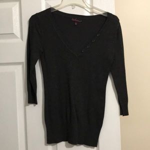 3/4 sleeve shirt